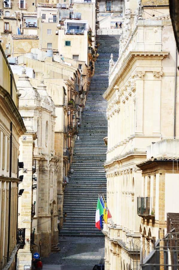 I Colori Della Sicilia Hotell Caltagirone Exteriör bild